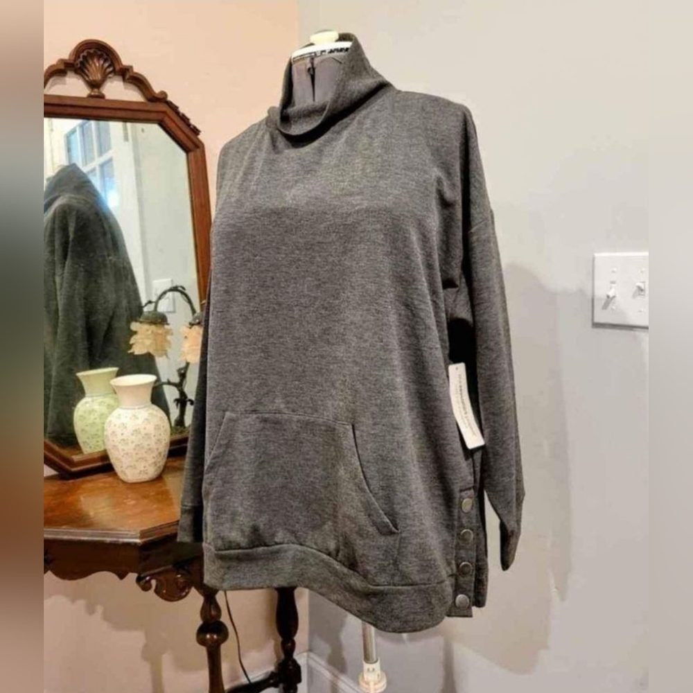 NEW 1X Side Snaps Dk Grey Pullover